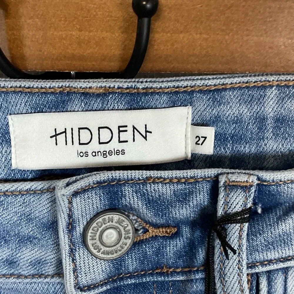 Hidden Denim Tracey Cropped Cargo Jeans Size 27 Blue 28” Inseam NWT - Picture 6 of 10